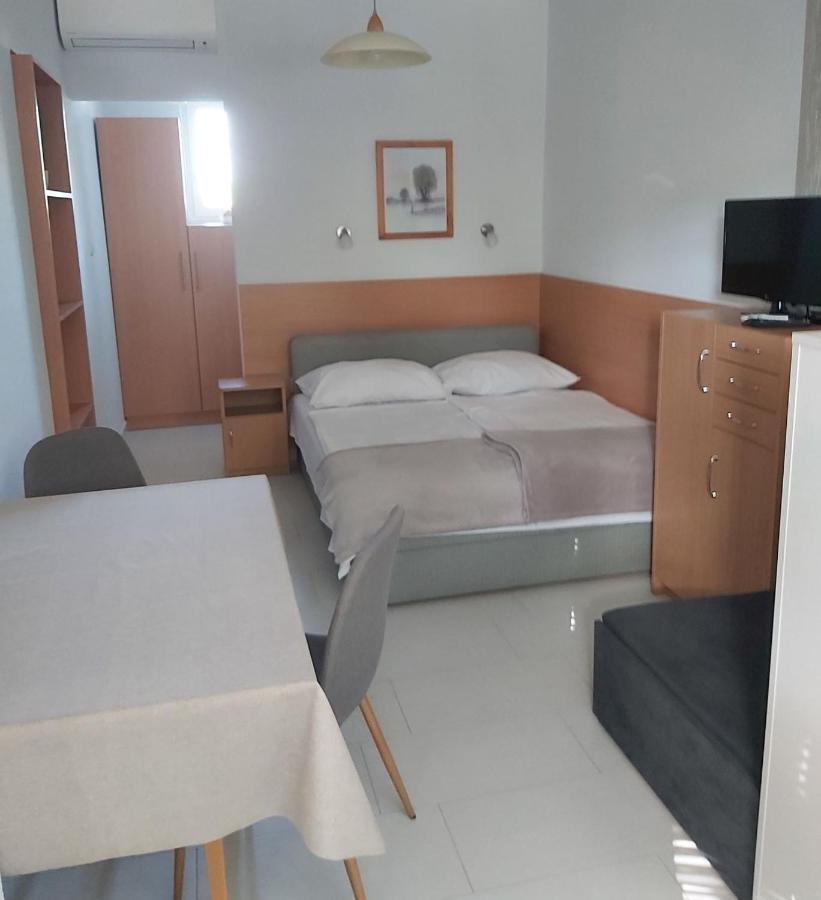 Apartmanhaz Horvath Διαμέρισμα Balatonboglár Εξωτερικό φωτογραφία