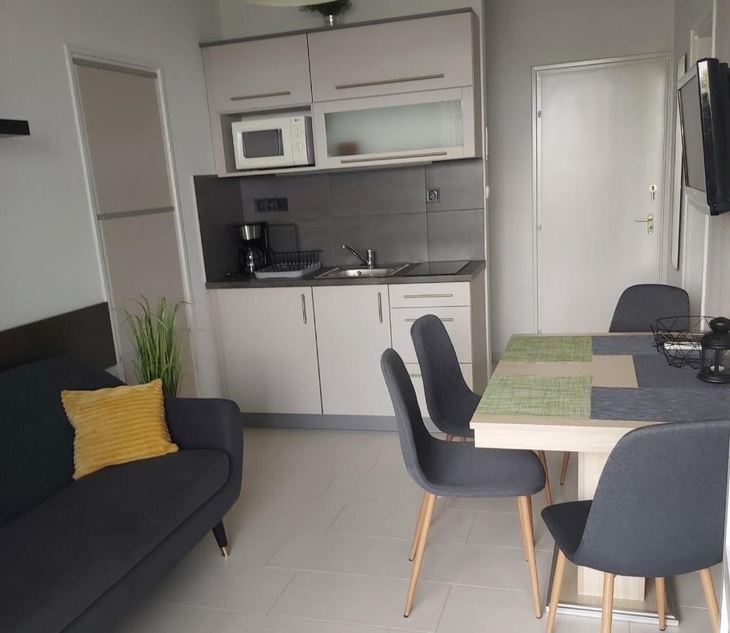 Apartmanhaz Horvath Διαμέρισμα Balatonboglár Εξωτερικό φωτογραφία