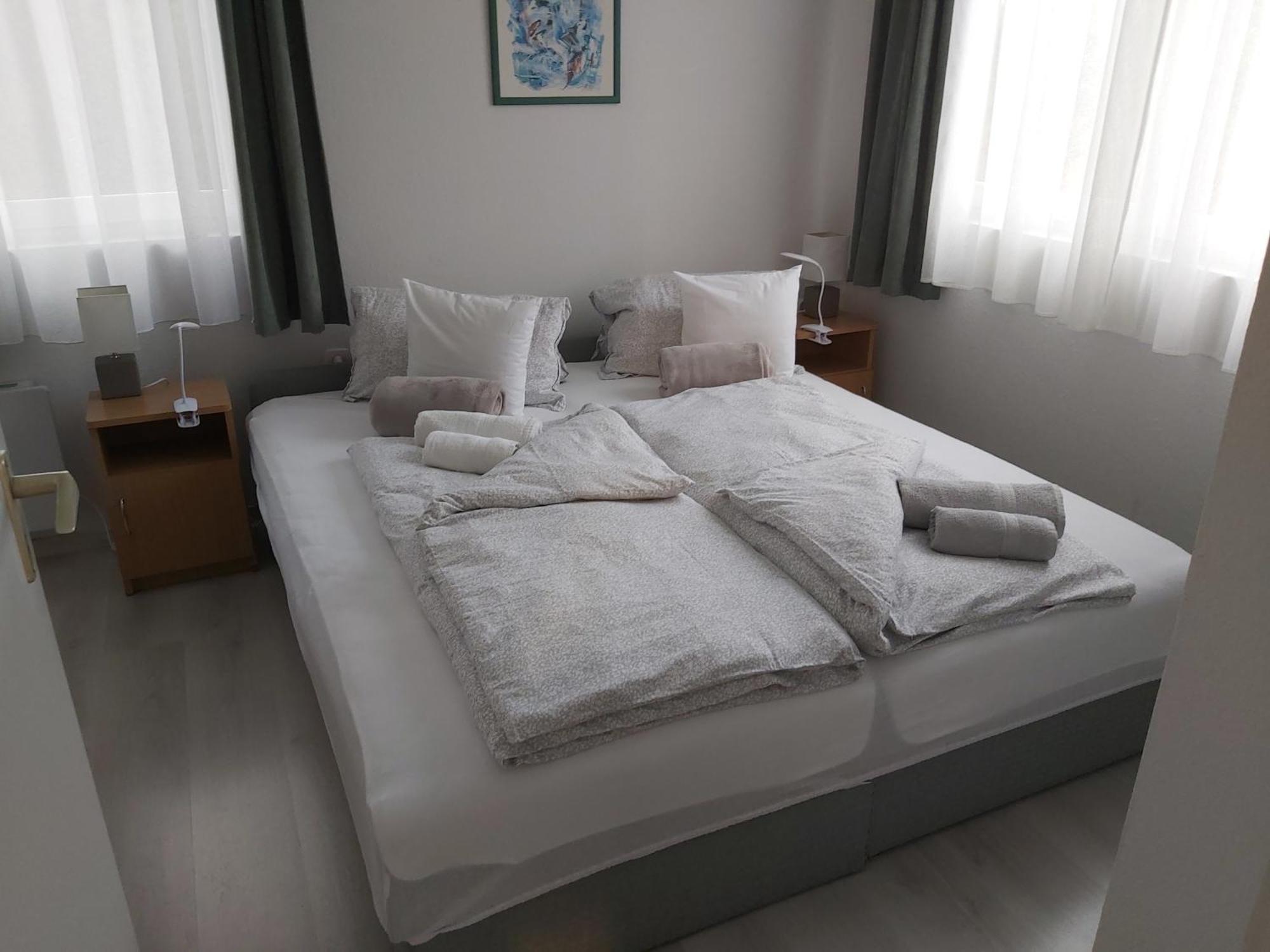Apartmanhaz Horvath Διαμέρισμα Balatonboglár Εξωτερικό φωτογραφία