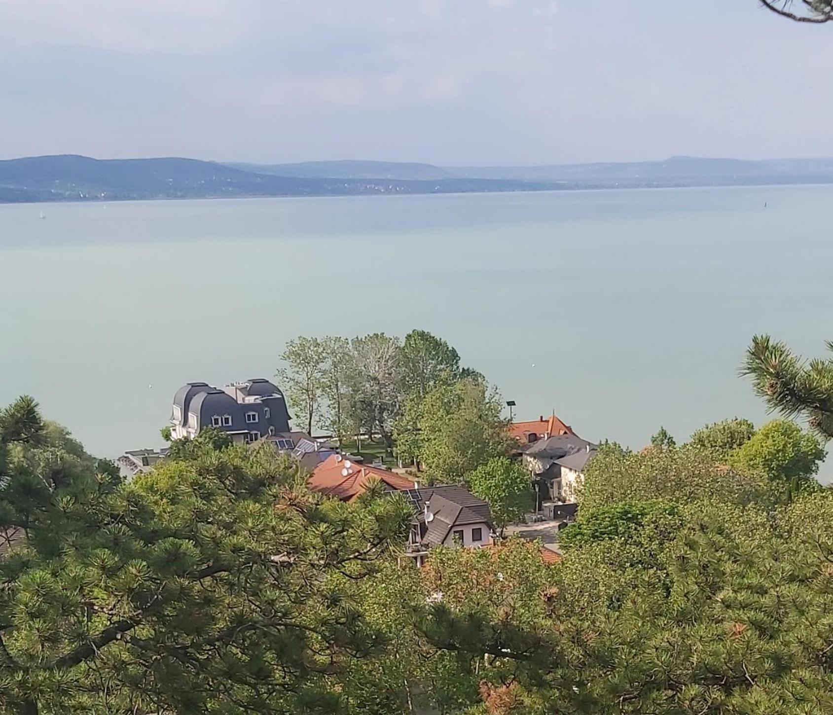 Apartmanhaz Horvath Διαμέρισμα Balatonboglár Εξωτερικό φωτογραφία