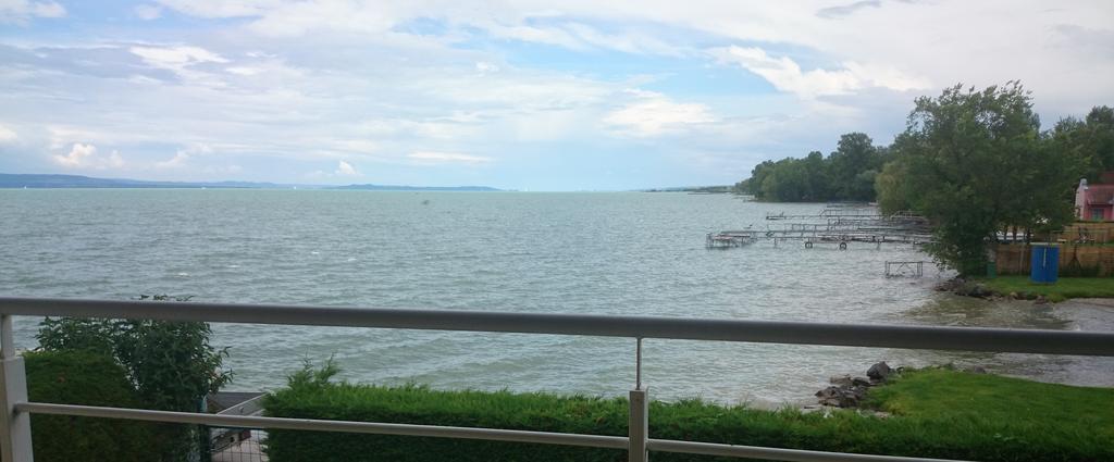 Apartmanhaz Horvath Διαμέρισμα Balatonboglár Εξωτερικό φωτογραφία